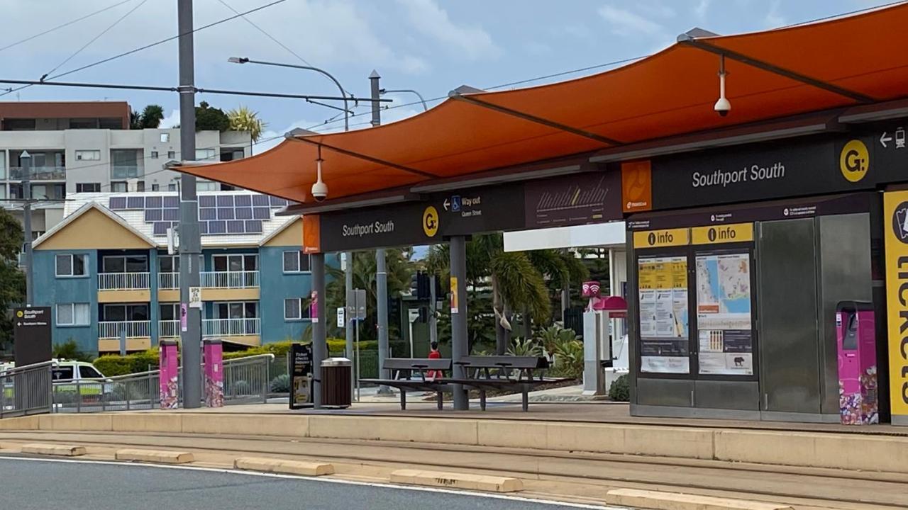 Homely Inn Queen St Gold Coast Buitenkant foto