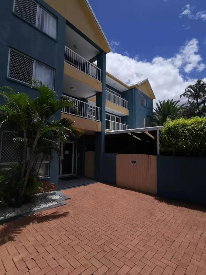Homely Inn Queen St Gold Coast Buitenkant foto