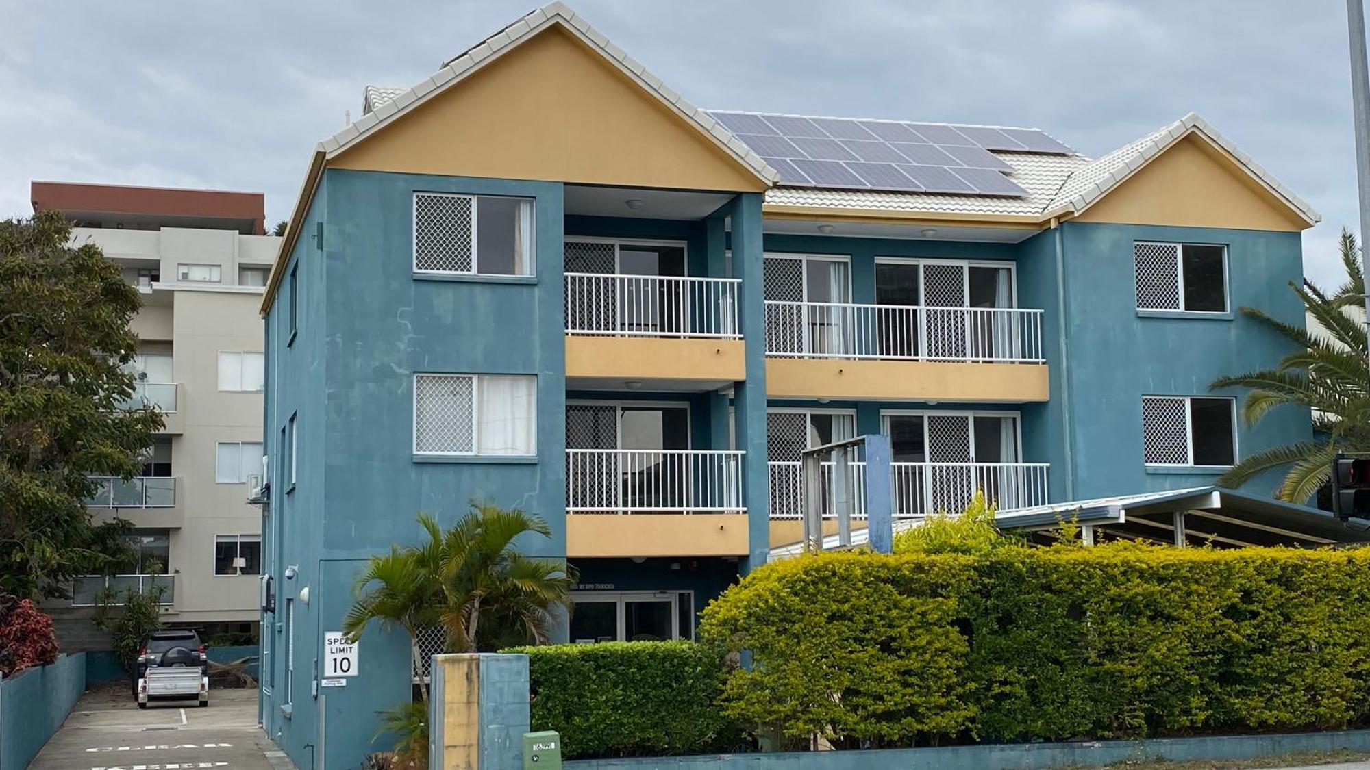 Homely Inn Queen St Gold Coast Buitenkant foto